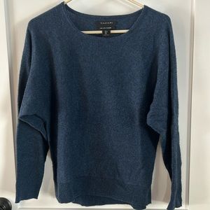 Tahari cashmere sweater